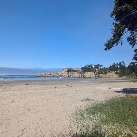 Otter Rock The Cedar House 빌라 외부 사진